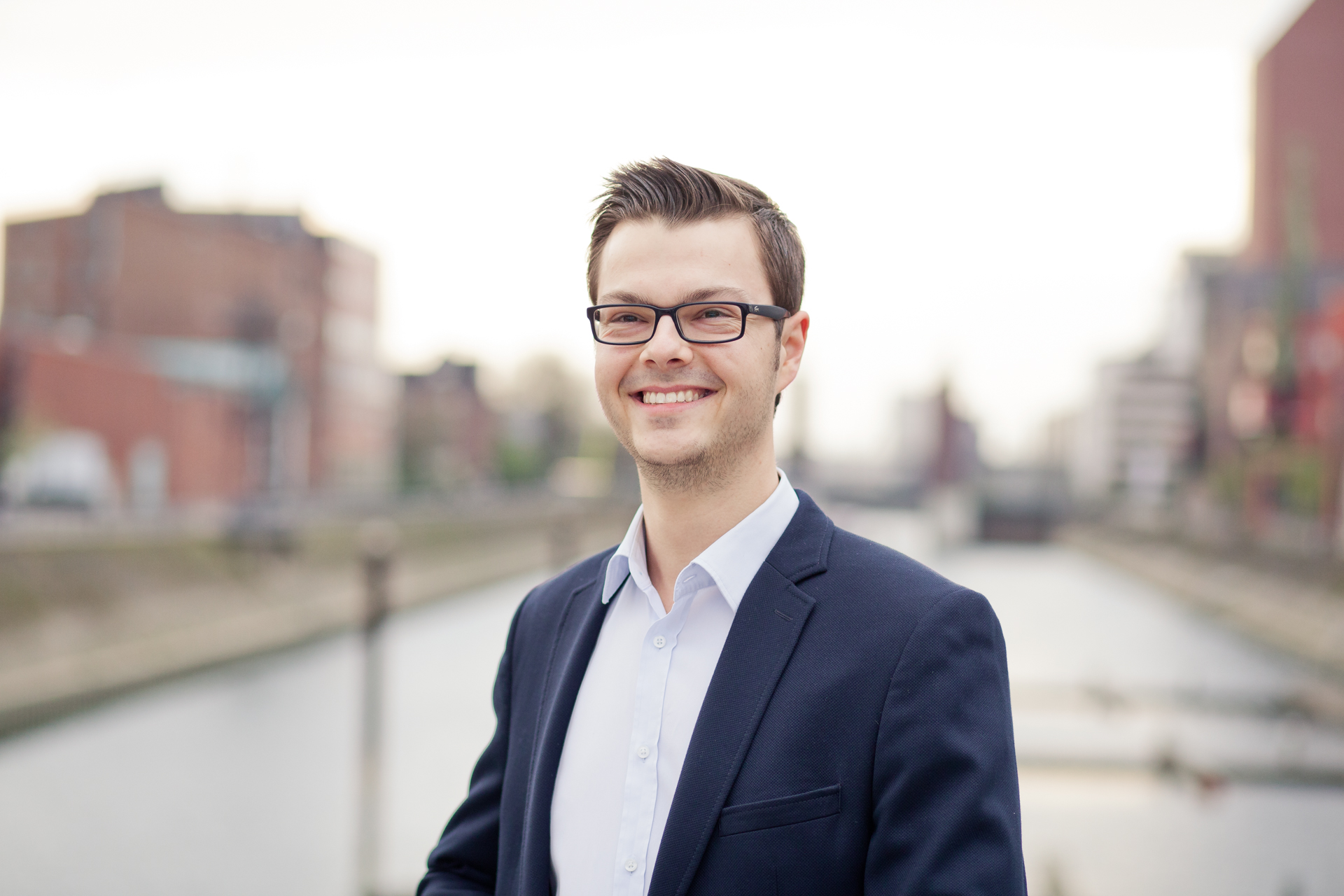 Bewerbungsfoto von Thomas im Fotostudio Duisburg