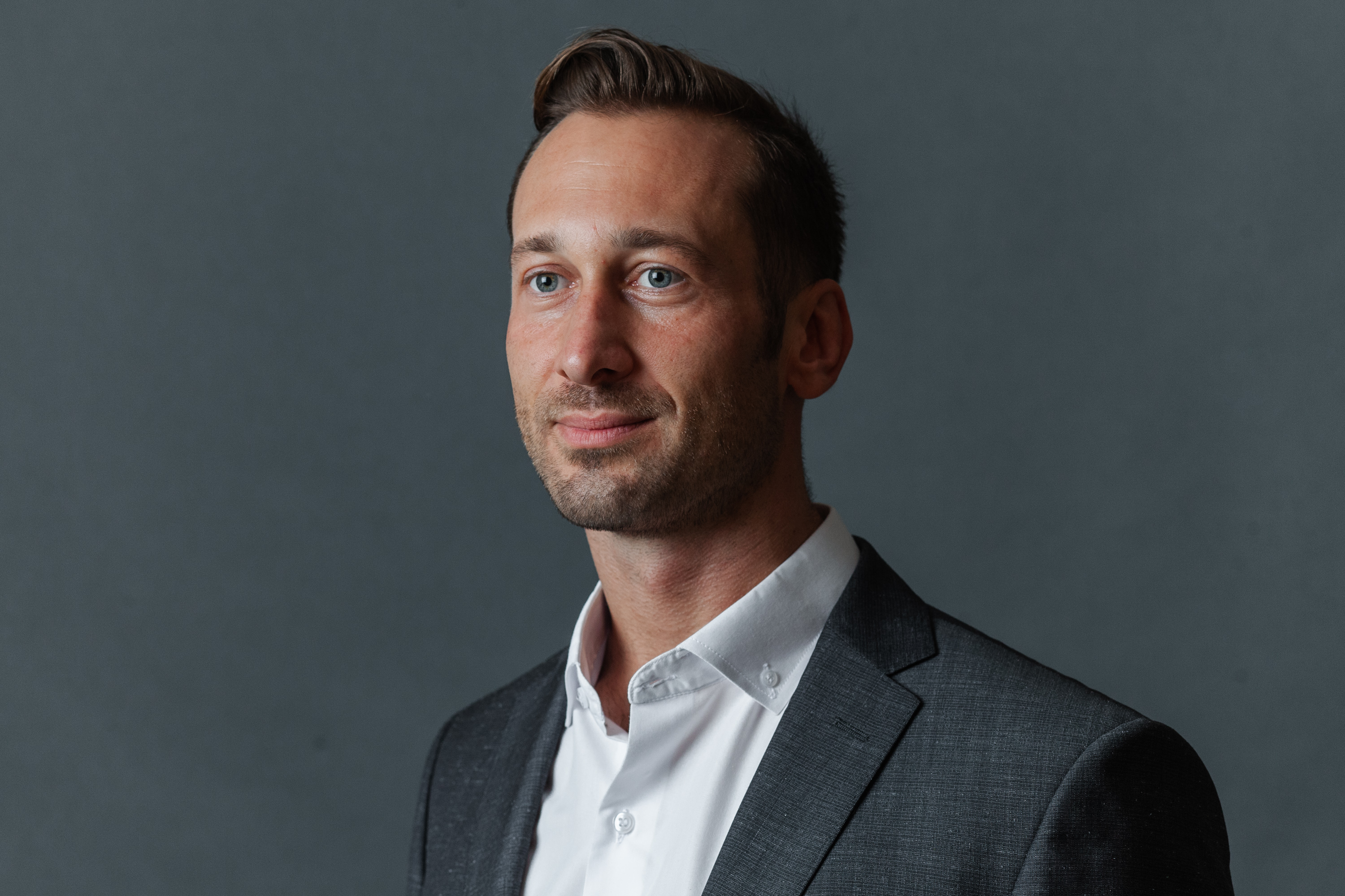 Bewerbungsfoto von Andre im Fotostudio Duisburg – Beispiel 2