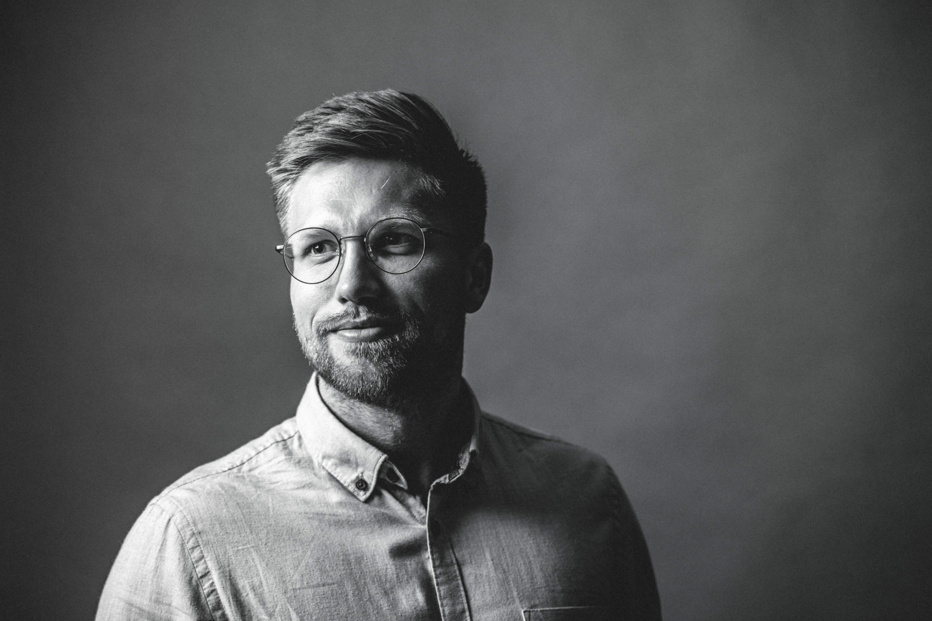 Bewerbungsfoto aus dem Fotostudio Duisburg von Markus Laghanke
